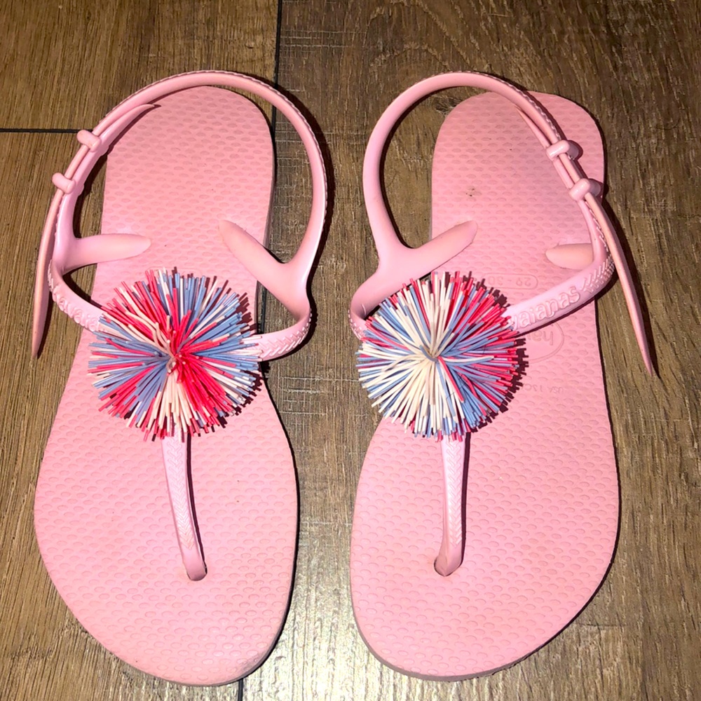 Havaianas Girls Flip Flop Sandals Pink Pompom 13